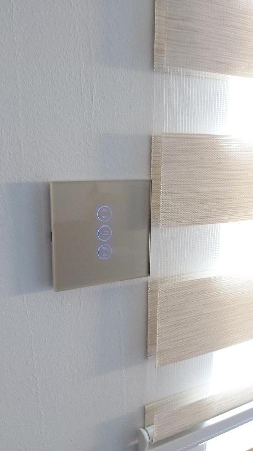 City Center Minimalist Apartment オラデア エクステリア 写真